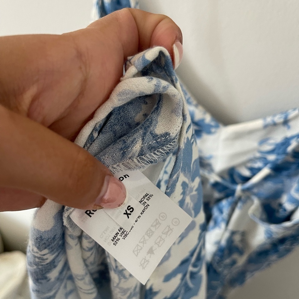 Reformation Floral Blue and White Dress - Picture 9 of 9